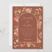 Boho Chic Floral Arch Burnt Orange Hochzeit im Her Einladung (Vorderseite)
