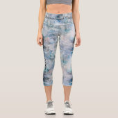 Boho Chic Misty Dreams - Soft and Ethereal Capri Leggings (Vorderseite)