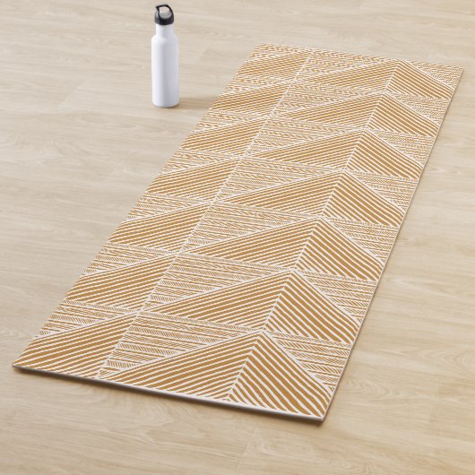 Boho Chic Modern Geometric Lines Pattern Gold Yogamatte (Beispiel)