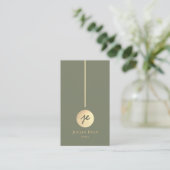 Boho Chic Sage Green & Gold Monogram Social Media Visitenkarte (Stehend Vorderseite)