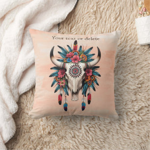 Boho Chic Watercolor Tribal Floral Cow Skull Kissen