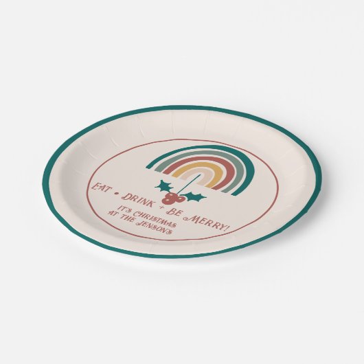 Boho Christmas Rainbow Pappteller (Schrägansicht)