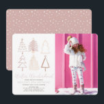 Boho Christmas Trees Winter Wonderland Geburtstag Einladung<br><div class="desc">Dieses schöne "Winterwunderland"-Foto lädt mit handgemalten Weihnachtsbäumen in Rosa zum Geburtstag ein. Personalisieren Sie es für Ihre Bedürfnisse. In meinem Geschäft finden Sie passende Produkte.</div>