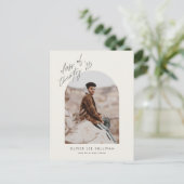 Boho Class of 2025 Arch Foto Abschluss Einladungspostkarte (Stehend Vorderseite)