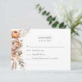 Boho Coral and Peach Dry Flower Wedding RSVP Card (Stehend Vorderseite)