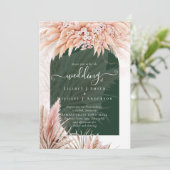 Boho Coral Pampas Grass Green Wedding Einladung (Stehend Vorderseite)