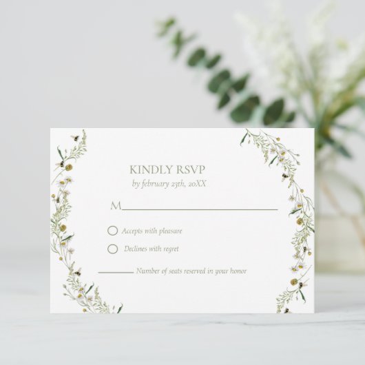 Boho Daisy Beidge Wildblume Wedding RSVP Karte (Stehend Vorderseite)
