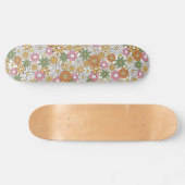 Boho Daisy Blume 70er Groovy Floral Skateboard (Horizontal)