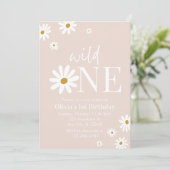 Boho Daisy Wild One Erster Geburtstag Einladung (Stehend Vorderseite)
