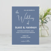 Boho Desert Dusty Blue Minimalistisch Wedding Einladung (Stehend Vorderseite)