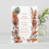 Boho Desert Feather Pampas Wedding Einladung (Stehend Vorderseite)