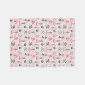 Boho Design- Frau mit Dreadlocks- Meditation- OM Fleecedecke (Vorderseite (Horizontal))