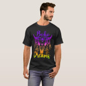 Boho Dreams Cattle Skull Feathers Bright Rainbow O T-Shirt (Vorne ganz)