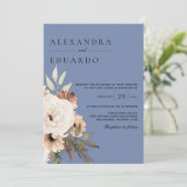 Boho Dusty Blue Floral Wedding Einladung (Stehend Vorderseite)