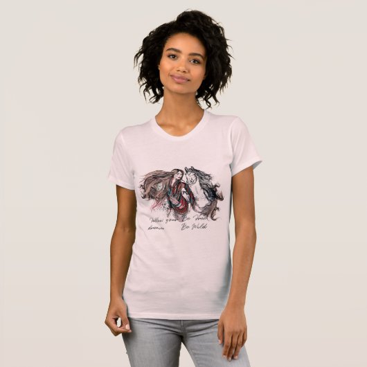 Boho Entwurf mit Mädchen und Pferd T-Shirt (Vorne ganz)