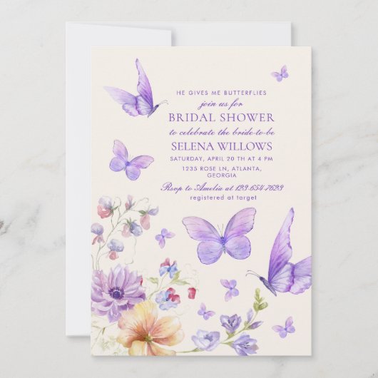 Boho Er gibt mir Schmetterlinge Lila Brautparty Einladung (Vorderseite)