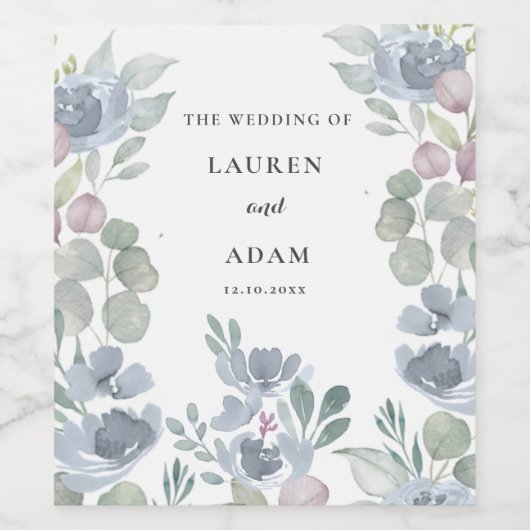 Boho Eucalyptus & Dusty Blue Florals Wedding Weinetikett (Einzelnes Label)