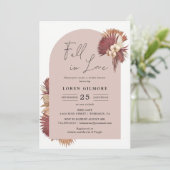 Boho Fall in Liebe Getrocknete Blätter Brautparty Einladung (Stehend Vorderseite)