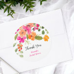 Boho Fall Orangenblütenfarbe Brautparty Runder Aufkleber<br><div class="desc">Ein boho chic orange,  pink und grün florale Aquarell Brautparty danke Ihnen Aufkleber mit hübschen handgemalten Blume in und Blüten mit grünem Blattwerk. Ein hübsches Garten Party Brautparty mit einem modernen Skript-Schriftart Bürste.</div>