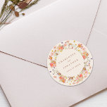 Boho Fall Wildblume Personalisiert Wedding Runder Aufkleber<br><div class="desc">Mit diesem Boho Floral eleganten fallbeige mit gebranntem orangefarbenem Terrakotta-Schriftzeichen für Hochzeitsaufkleber, der Ihren Herbstfeiern eine herzliche und persönliche Touch verleihen soll, können Sie sich stilvoll und stilvoll bedanken. Dieser Aufkleber mit einer wunderschönen Anordnung von handbemalten Wildblumen erweckt den gemütlichen Charme einer bohenhaften Gartenwiese in warmen Herbsttönen wie Bronzeorange, Terrakotta,...</div>