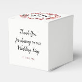 Boho Feather Burgundy Rose Wreath Monogram Geschenkschachtel (Vorderseite)