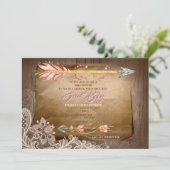 BOHO Feathers and Lace Es ist eine Girl Baby Dusch Einladung (Stehend Vorderseite)