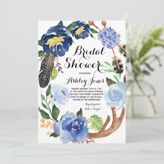 Boho Feathers Bridal Duwer Einladung (Stehend Vorderseite)