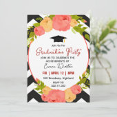 Boho Feathers & Floral Wreath Graduation Party Einladung (Stehend Vorderseite)