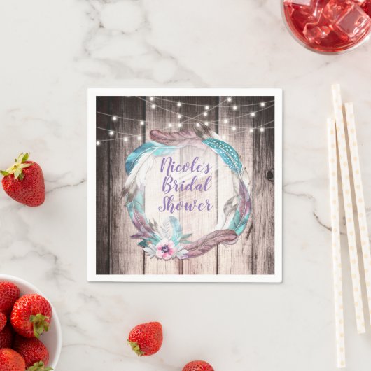 Boho Feathers Wreath & String Lights Brautparty Serviette (Beispiel)