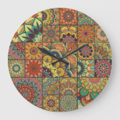 Boho Fliesen: farbiges Patchwork nahtlos Muster Große Wanduhr (Vorderseite)