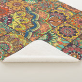 Boho Fliesen: farbiges Patchwork nahtlos Muster Sherpadecke (3/4)
