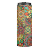 Boho Fliesen: farbiges Patchwork nahtlos Muster Thermosbecher (Rückseite)