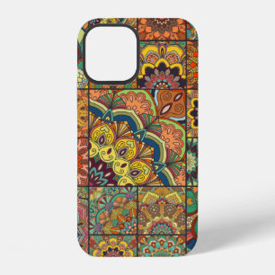Boho-Fliesensatz und nahtloses Muster. Farbige Pat iPhone 12 Hülle