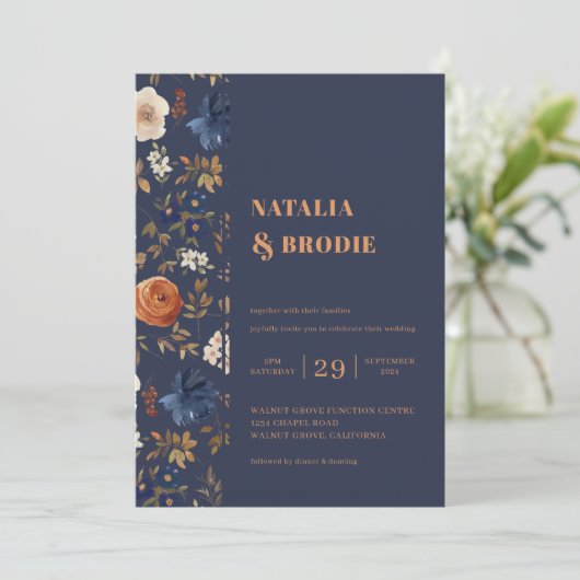 Boho Floral Blue Rust Wedding Einladung (Stehend Vorderseite)