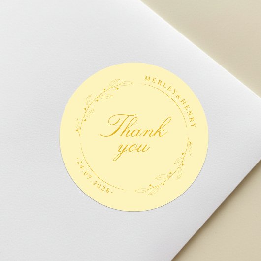 Boho Floral Butter Yellow Wedding Thank You Runder Aufkleber