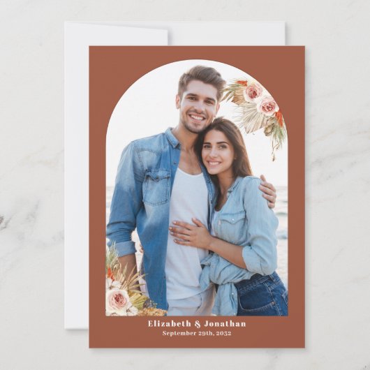 Boho floral Earth tönt Terracotta Hochzeitsstiftun Save The Date (Rückseite)