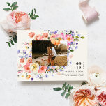 Boho Floral | FOTO WILDBLUME SAVE THE DATE<br><div class="desc">Mit hübschen farbenfrohen Wildblumen, die Ihr Foto umrahmen. Personalisieren Sie diese durch Hinzufügen von Namen, Datum, Ort, QR-Code und anderen Details. Hallo Sommer! Mit dieser farbenfrohen Farbpalette verwöhnen Sie Ihre Hochzeit im Sommer mit lebhafter Energie und kühnen Farbtupfern. Diese Kollektion ist der perfekte Weg, um die herrlichen Farbtöne des Sommers...</div>