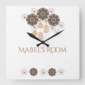 Boho Floral Girl's Monogram Quadratische Wanduhr (Vorderseite)