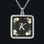 Boho Floral Monogram Bridesmaid Geschenk Versilberte Kette<br><div class="desc">Dieses hübsche boho blumenmonogramm Brautmagazin Design ist sicher gefallen mit seinem niedlichen floralen personalisierten Design. Dieses Design zeichnet sich durch antike weiße Rosen mit einem cremefarbenen Monogramm aus. Personalisieren Sie es mit dem Monogramm Ihrer Wahl und passen Sie den Schriftart und die Farbe nach Ihren Wünschen an.</div>