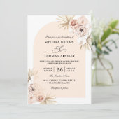 Boho Flowers Elegant Modern Budget QR Code Wedding Einladung (Stehend Vorderseite)