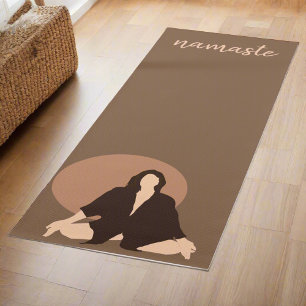 Boho Frauen üben Bewegungen Namaste Yogi Brown Yogamatte