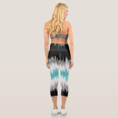 Boho Funky Wavy Abstrakt Libramasculine Prilag Capri Leggings (Rückseite)