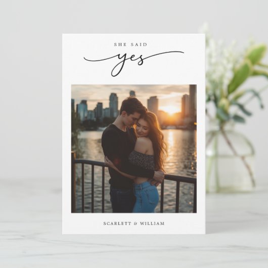 Boho Future Mrs. Foto Sie sagte ja Brautparty Einladung (Stehend Vorderseite)