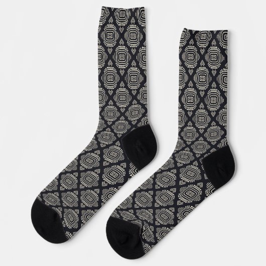 Boho Geometric Abstrakt Line Black and Cream Socken (Linkes Detail)