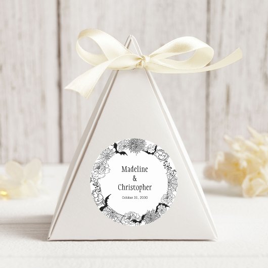 Boho Gothic Floral Wedding Runder Aufkleber