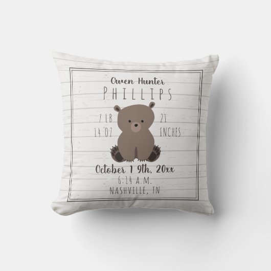 Boho graue Bear Cub Baby Boy Birth Stats Kissen (Vorderseite)