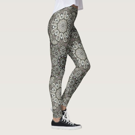 Boho Gray Black Mandala Pattern Leggings (Rechts)