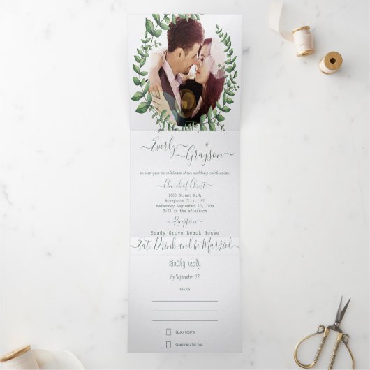 Boho Green Leaf Olive Green Ash Wreath Wedding Tri Dreifach Gefaltete Einladung (Innenseite)