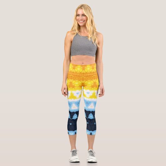 Boho Groovy Geometric Abstrakt AroAce Pride Flag Capri Leggings (Vorderseite)