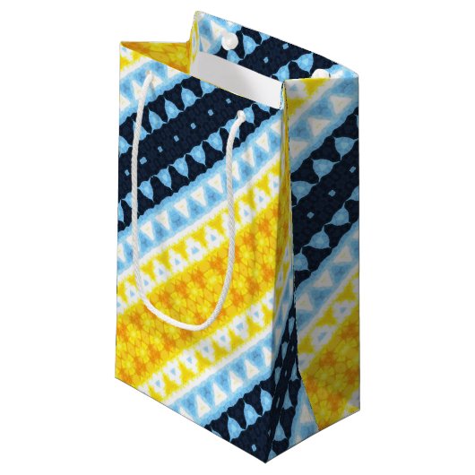 Boho Groovy Geometric Abstrakt AroAce Pride Flag Kleine Geschenktüte (Vorderseite Schrägansicht)